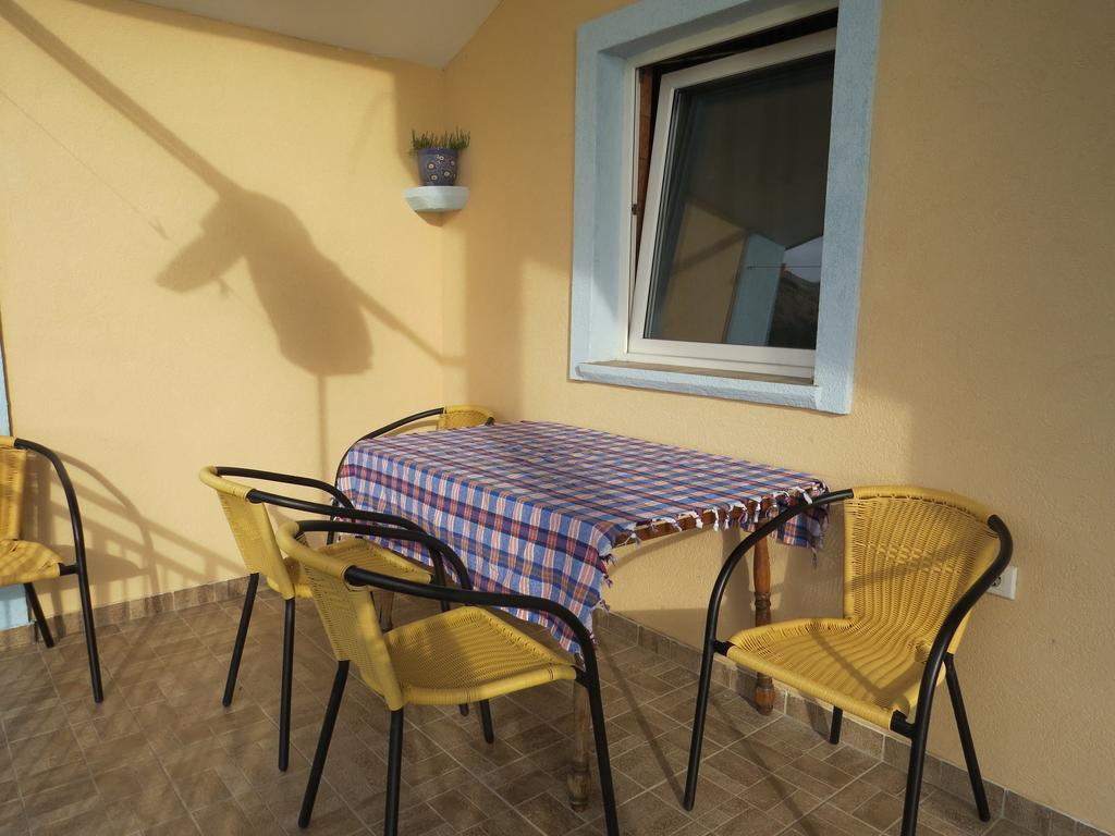 Apartments Volaric Sutomore Exterior photo