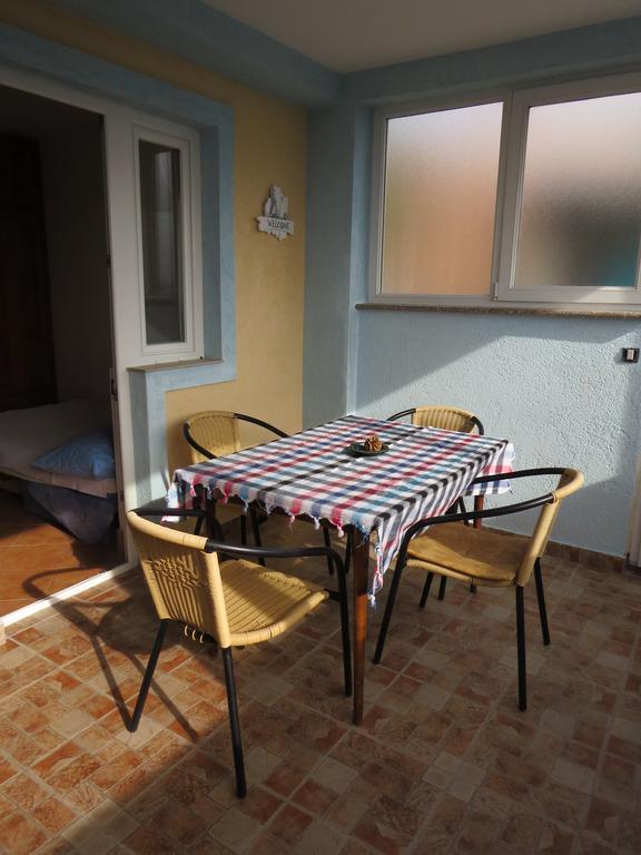 Apartments Volaric Sutomore Exterior photo