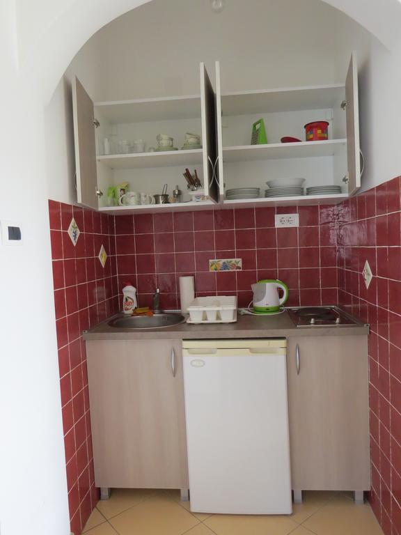 Apartments Volaric Sutomore Exterior photo